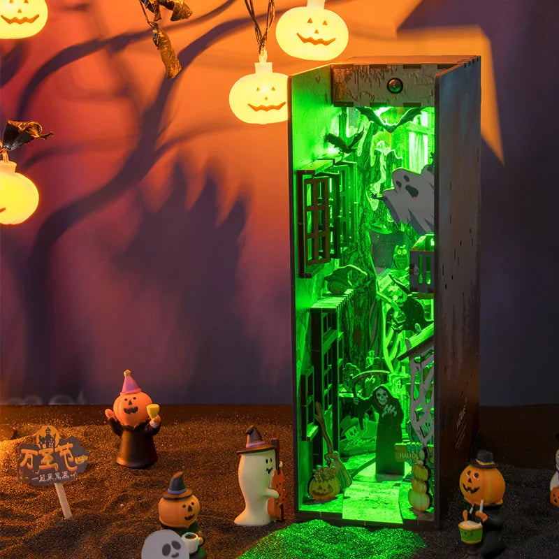 DIY Book Nook Kit | Halloween Alley